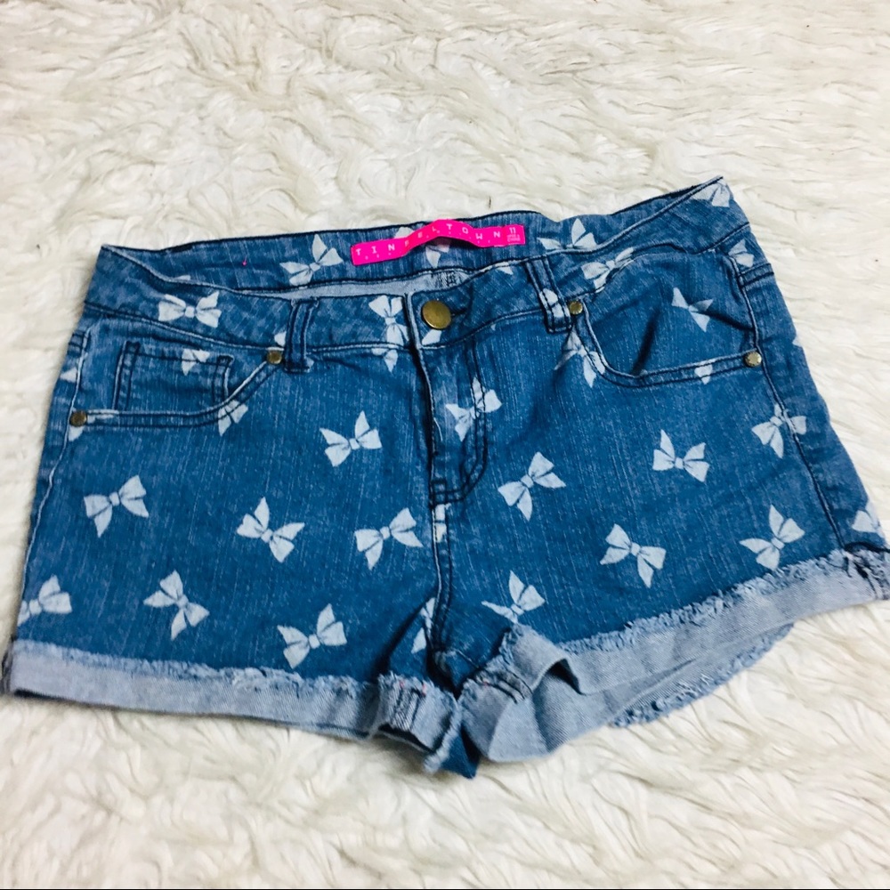 Tinseltown Denim Short Bow White All Over Size 11